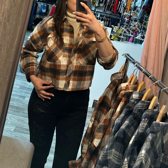 Beautiful jacket - Picture 5 of 9